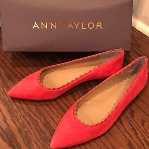 Ann Taylor Shreya Scalloped Flats